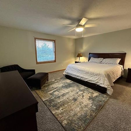 Inviting 3 Bed 2.5 Bath Townhome In Wadsworth Extérieur photo