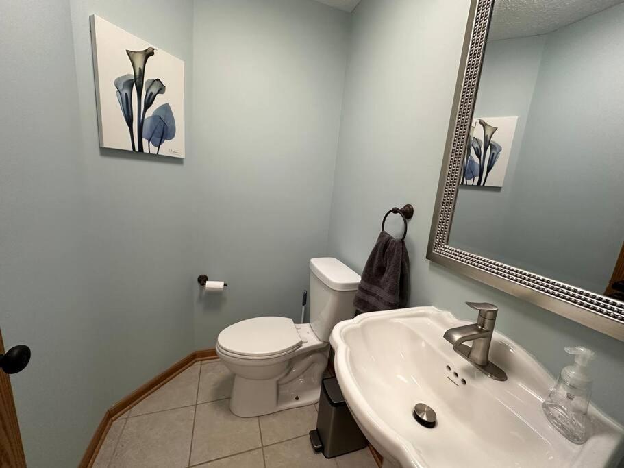 Inviting 3 Bed 2.5 Bath Townhome In Wadsworth Extérieur photo