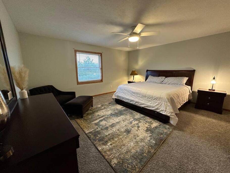 Inviting 3 Bed 2.5 Bath Townhome In Wadsworth Extérieur photo
